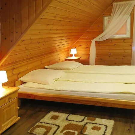 度假居 Holiday Homes, Rewal